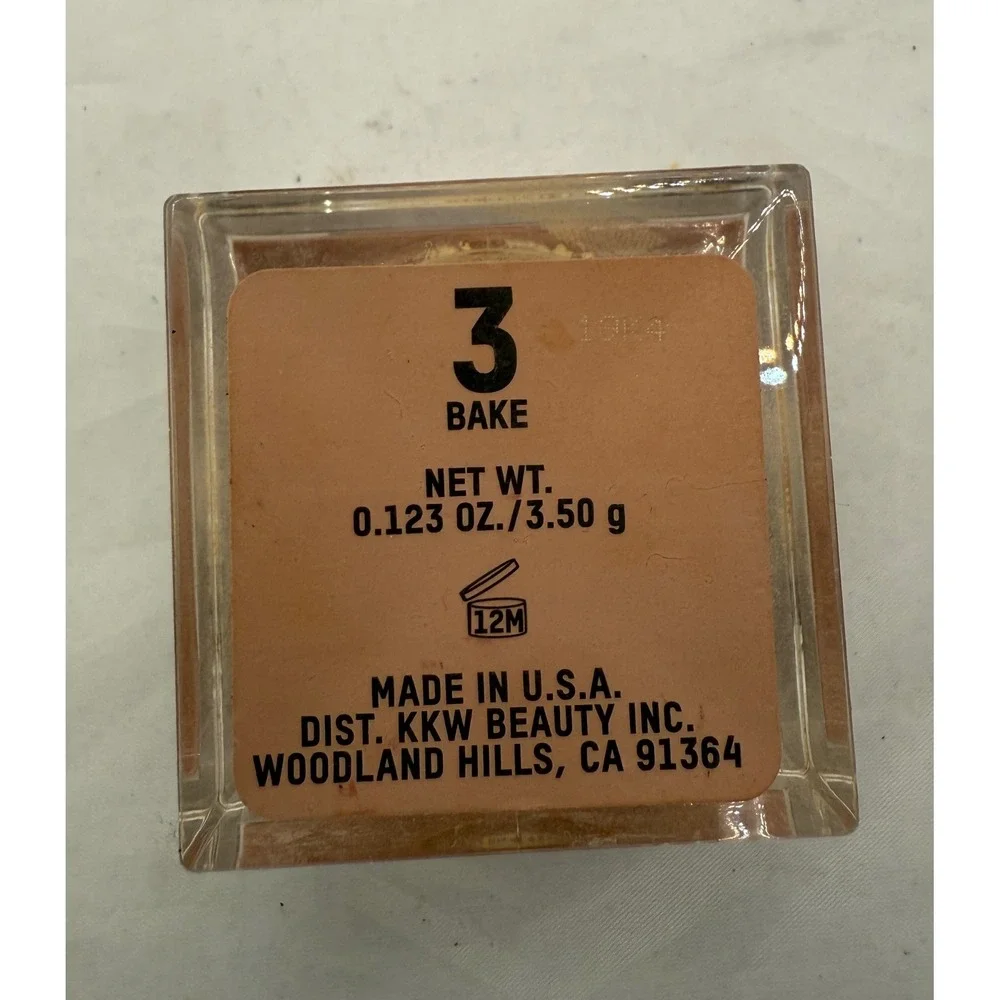 KKW Beauty Baking Powder Shade 3 Bake 0123 oz 350g‎ Pressed Powder